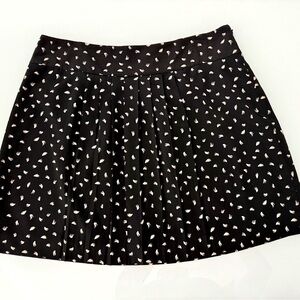 NWT Ann Taylor LOFT Skirt 12P Black/ivory accents